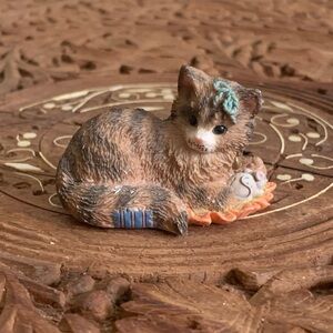 Vintage Enesco Priscilla Hillman 1997 Maine Coon Cat & Mouse Mini Figurine